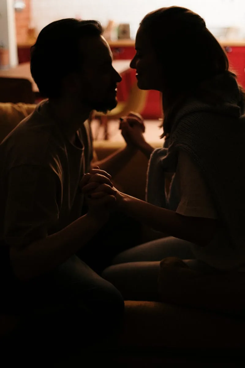 Begynderguide til blødt bondage for par 2026 — trygt, sjovt og tættere på hinanden