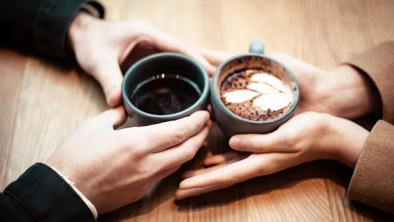 Kaffe og dating — den perfekte ramme for et første møde