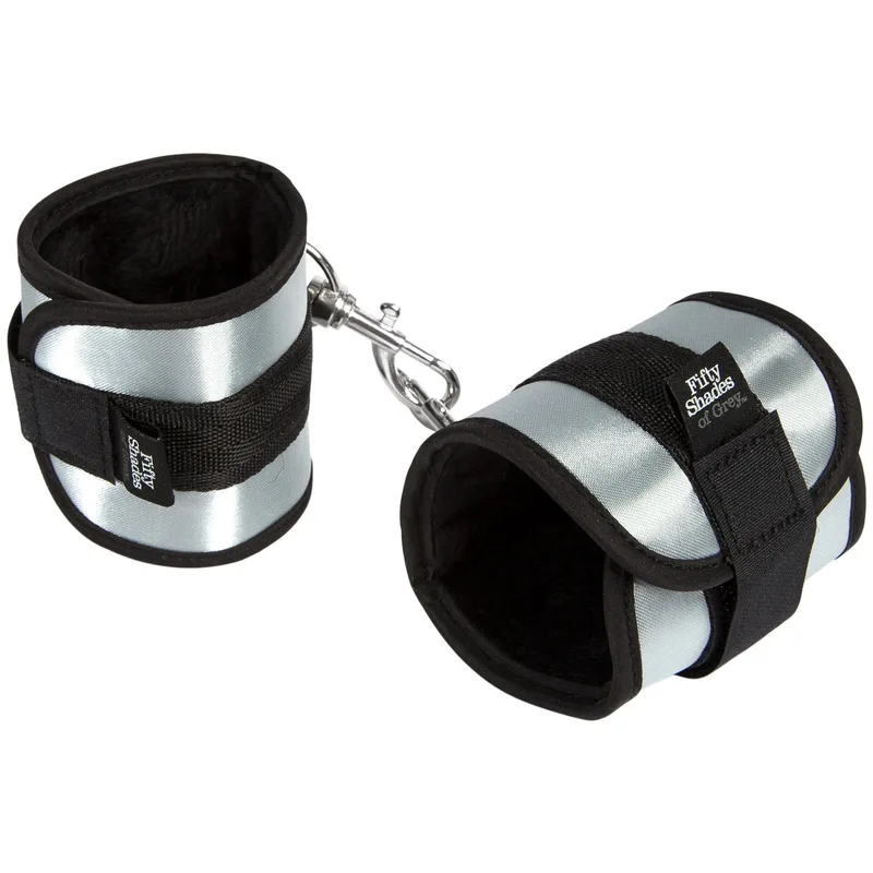 Fifty Shades of Grey Totally His Soft Handcuffs — produkt